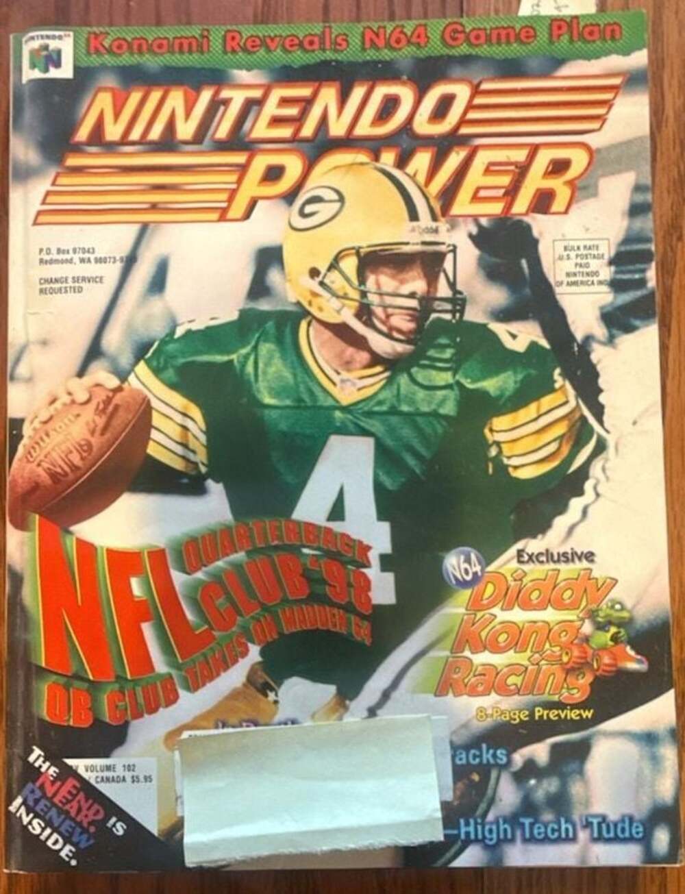 Nintendo Power Volume 102 November 1997 NFL Quarterback Club 98 Brett Favre (82)